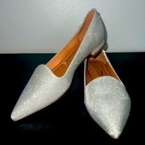 Vizzano Metallic Silver Bailarina Flats- Loafers  - NEW- size 8- Imported
